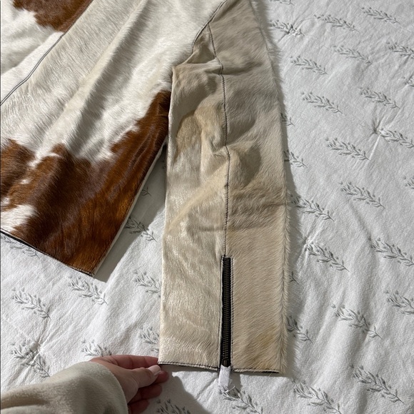 Cowhide Patterned Jacket - Picture 6 of 10